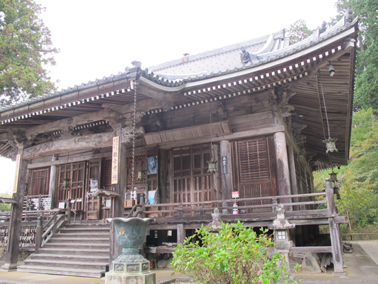 本堂全景